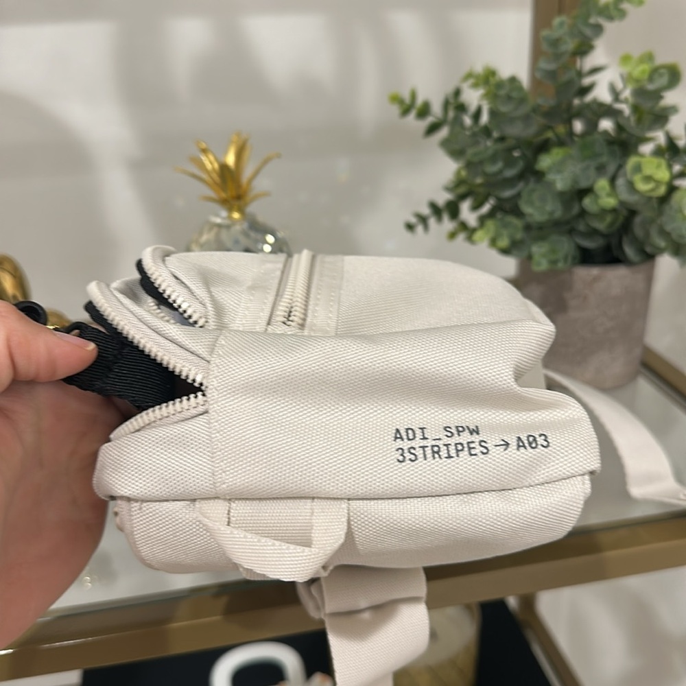 Adidas Ramble Beige Belt Bag - Picture 16 of 16